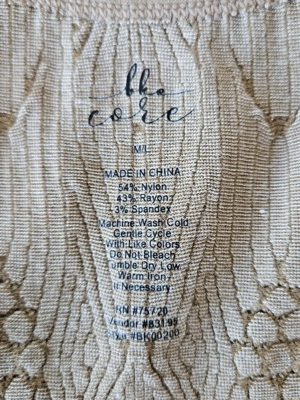 BKE Core Textured Knit Tank Top | Size Tag M/L ⭐FITS LIKE A SMALL⭐ - Picture 8 of 9
